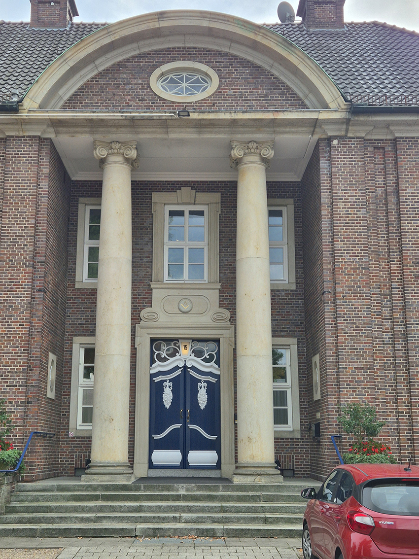 Arbeiten am Logenhaus